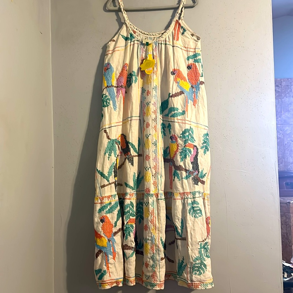 Farm Rio Stitched Birds Scarfs Maxi dress. NWT pit to pit:20” - Picture 13 of 13